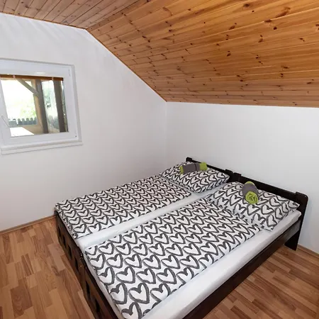 Buda U Kramaru - Leona *